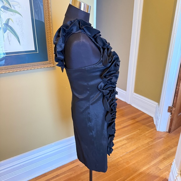 Snap Black One-Shoulder Ruffle Dress - Picture 5 of 10